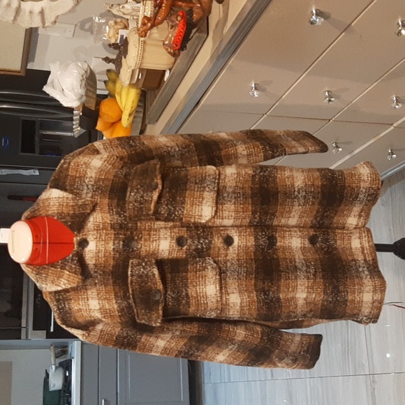 Only shacket - Picture 1 of 8